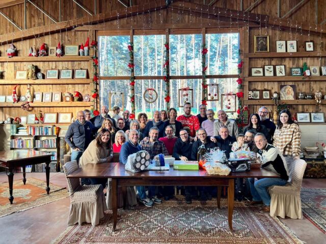 Pranzo sociale. Buon cibo e compagnia ancora migliore !!!!