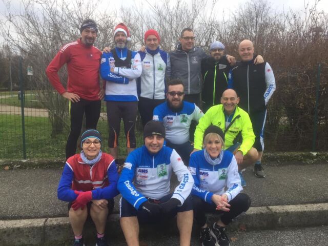 La tradizionale corsa di Santo Stefano con il giro delle 5 Cascine: Mombello, Restelli, Piatti, Santa Maria e Mascazza 
#5cascine #cislago #maratoninadelrugareto